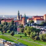 ¿Dónde alojarse en Cracovia? Las 3 mejores zonas y alojamientos (+ zonas a evitar) 🇵🇱