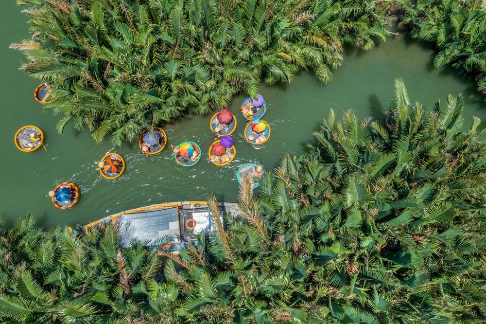 ¿Dónde alojarse en Hoi An? Las 5 mejores zonas y buenos hoteles 10 Barcas cesta en el bosque de cocoteros de Bay Mau, en Cam Thanh, cerca de Hoi An
