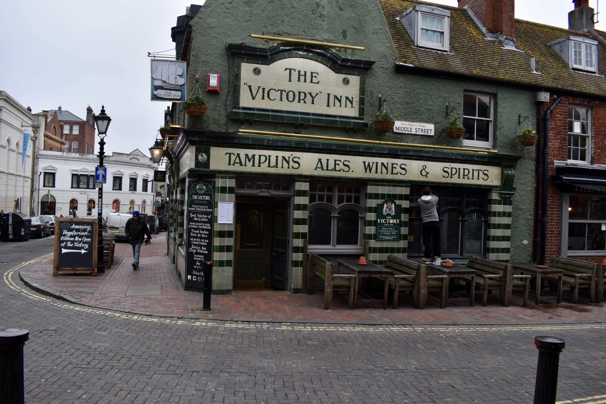 ¿Dónde alojarse en Brighton? Las 5 mejores zonas y buenos hoteles 8 Callejuelas estrechas con tiendas en The Lanes, en Brighton