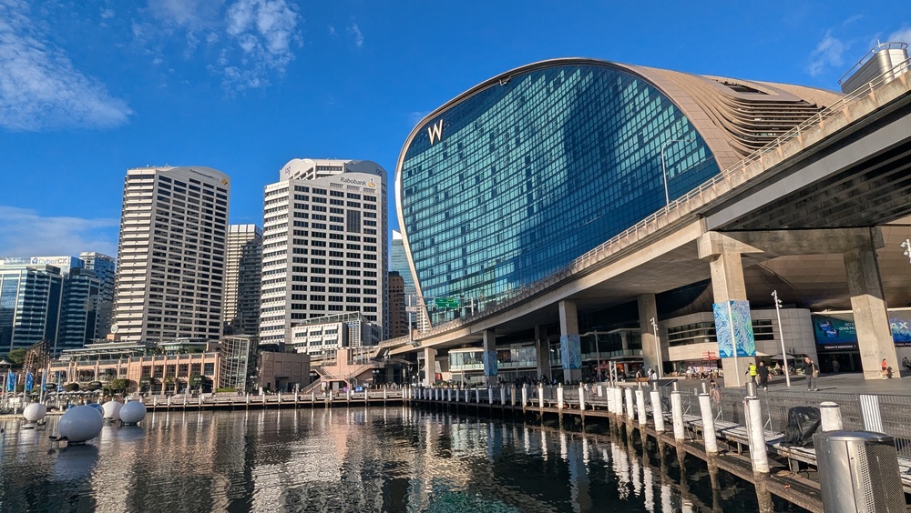 ¿Dónde alojarse en Sídney? Las 6 mejores zonas y hoteles 11 Darling Harbour y el perfil urbano de Sídney