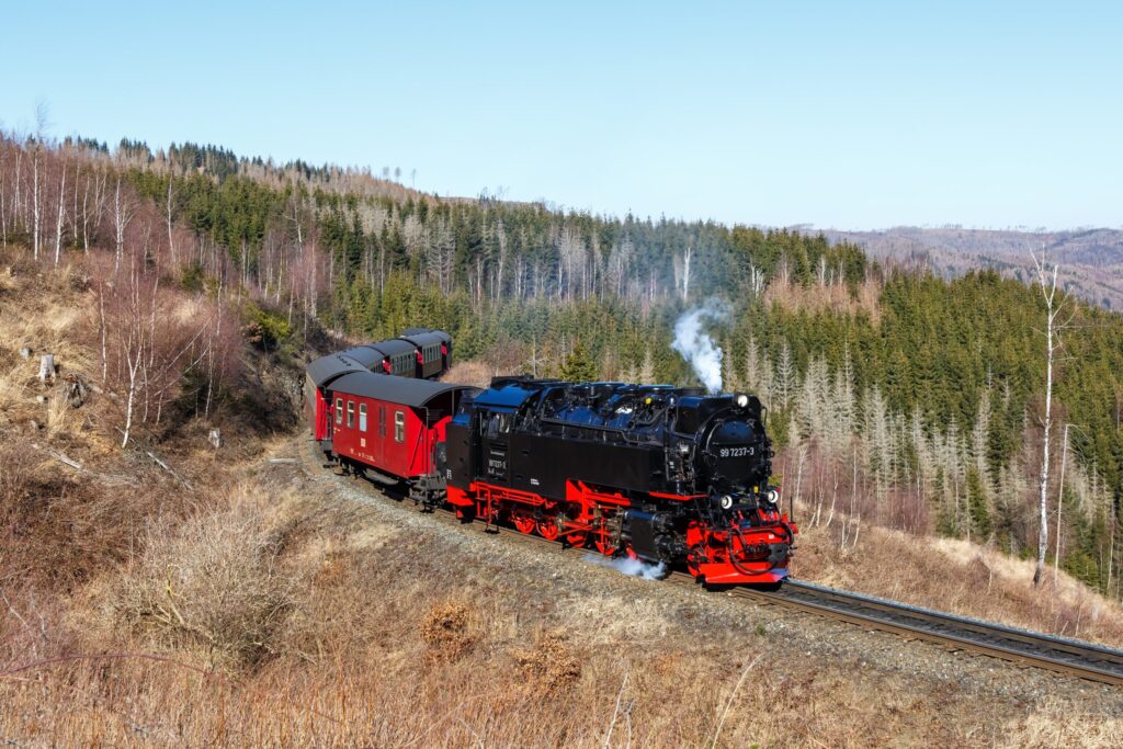 Tren de vapor de la Brockenbahn en Drei Annen Hohne, en el Harz