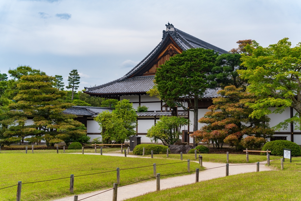 ¿Dónde alojarse en Kioto? Las 5 mejores zonas y buenos hoteles 11 El castillo Nijo en Kioto