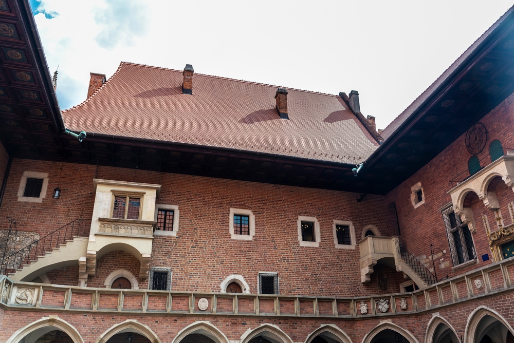 Qué ver en Cracovia: las 18 mejores cosas que hacer 30 El patio porticado del Collegium Maius en Cracovia