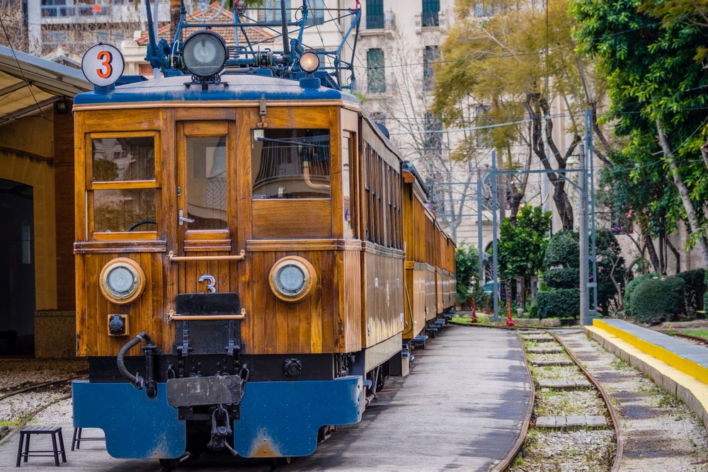 El tren histórico de la línea entre Palma y Sóller