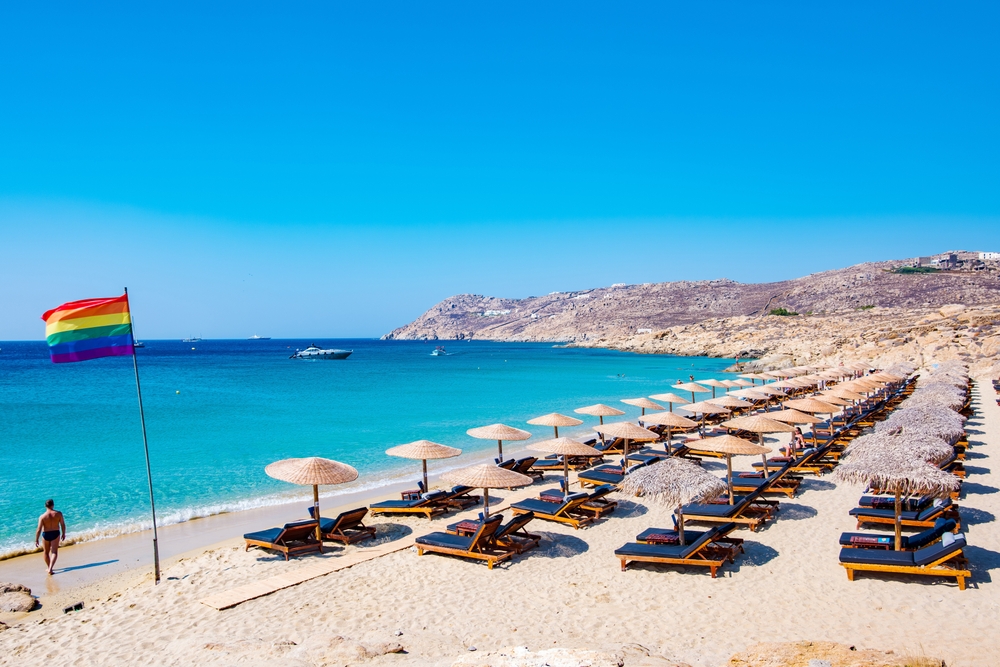 La bahía de Elia Beach en Mykonos