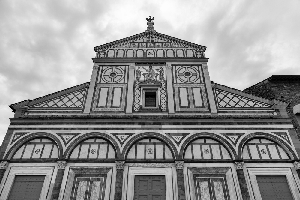 Qué ver en Florencia: las 20 mejores cosas que hacer 31 La iglesia de San Miniato al Monte sobre Florencia