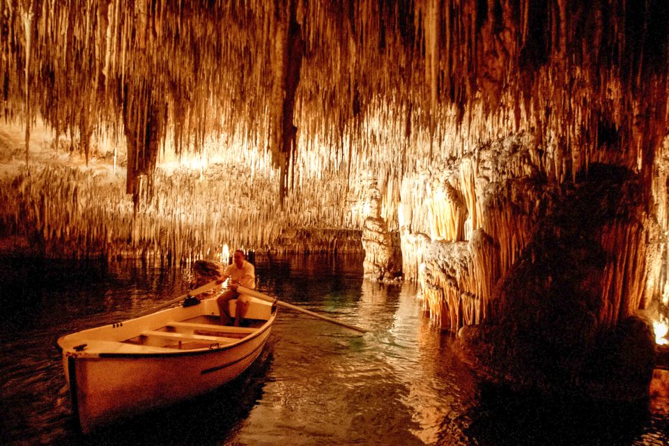 Las Cuevas del Drach (Coves del Drach) cerca de Porto Cristo, en Mallorca