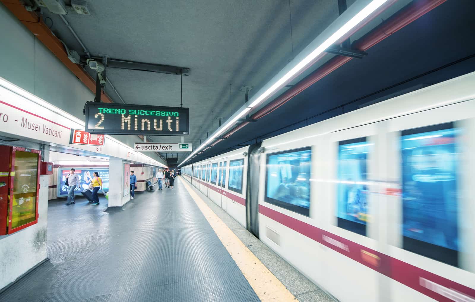 Del aeropuerto de Ciampino al centro de Roma - guía de transporte 9 El metro de Roma