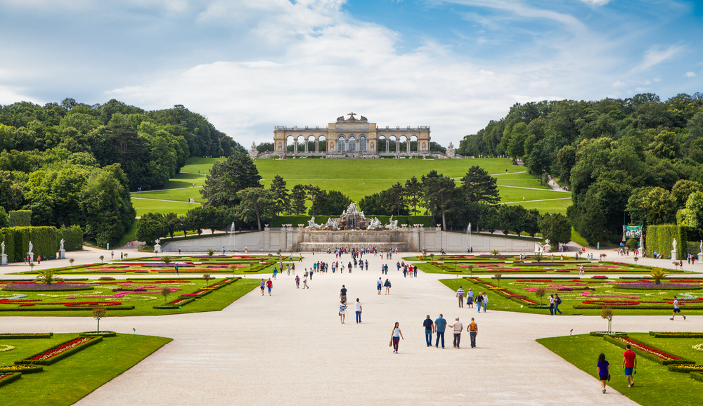 Qué ver en Viena: las 20 mejores cosas que hacer 22 Palacio de Schönbrunn y su gran parterre en Viena