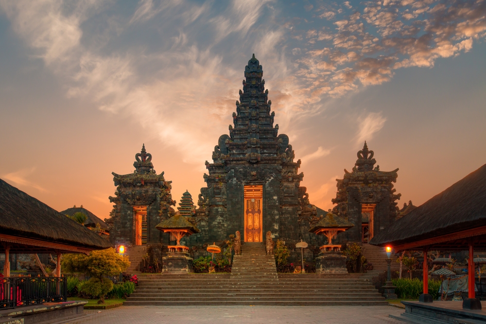 Pura Besakih en la ladera del monte Agung
