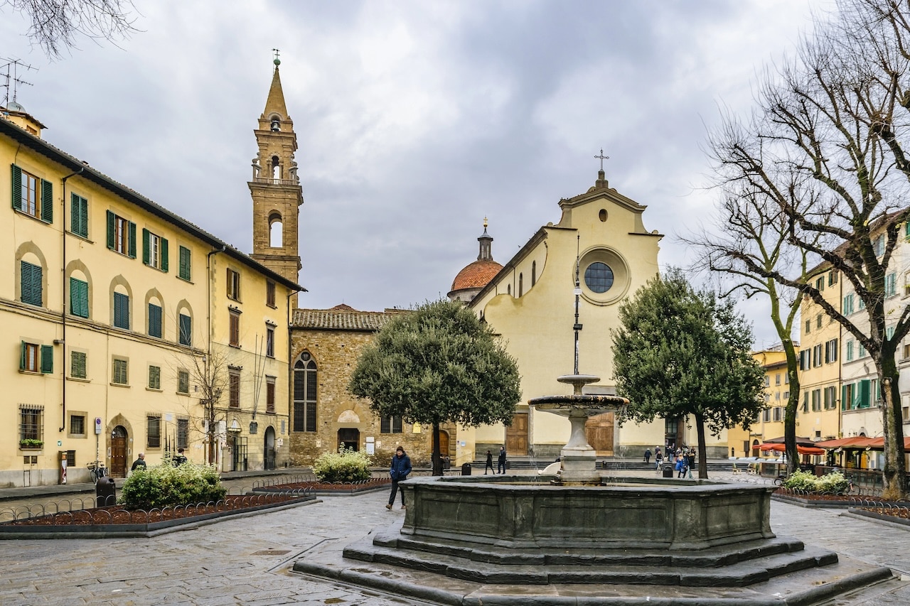 Qué ver en Florencia: las 20 mejores cosas que hacer 38 Santo Spirito, en el barrio de Oltrarno de Florencia