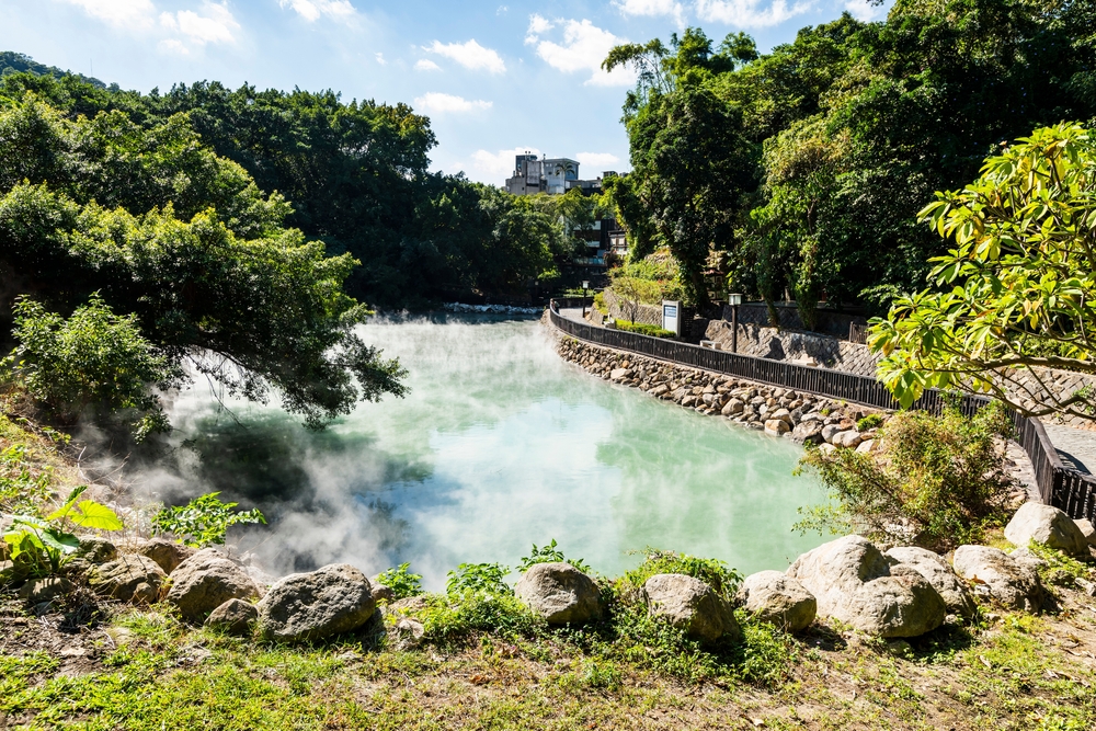 ¿Dónde alojarse en Taipéi? Las 6 mejores zonas y buenos hoteles 14 Thermal Valley junto al parque de aguas termales de Beitou en Taipéi