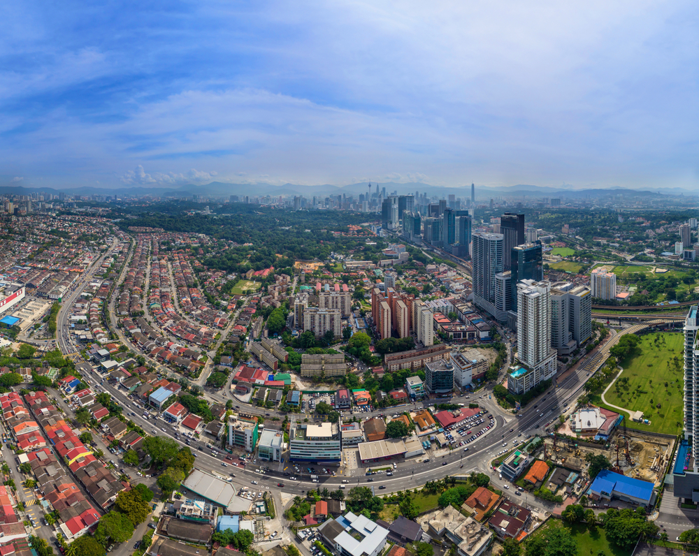 Del aeropuerto de Kuala Lumpur al centro - guía de transporte 16 Vista aérea de Bangsar en Kuala Lumpur con Bangsar Village