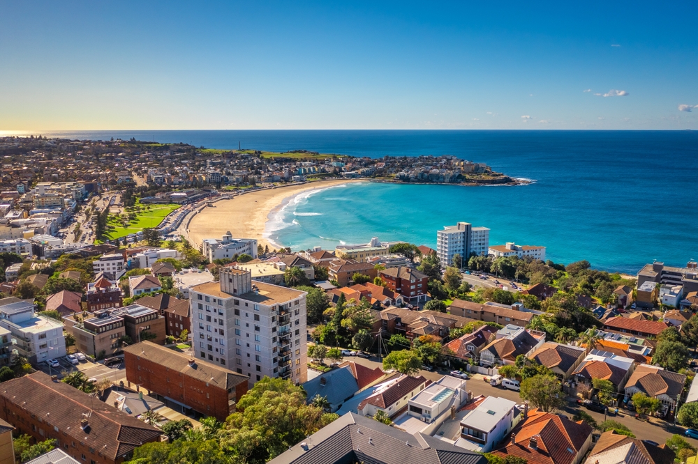 ¿Dónde alojarse en Sídney? Las 6 mejores zonas y hoteles 13 Vista aérea de Bondi Beach en Sídney