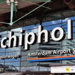 Cómo ir del aeropuerto de Schiphol al centro de Ámsterdam: 3 mejores formas ✈️