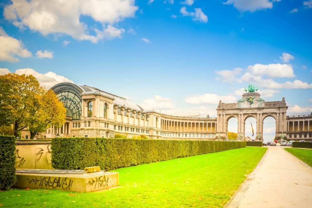 Qué ver en Bruselas: Grand Place, Atomium y la mejor cerveza y chocolate de la ciudad 28 El arco de triunfo del Parc du Cinquantenaire en Bruselas