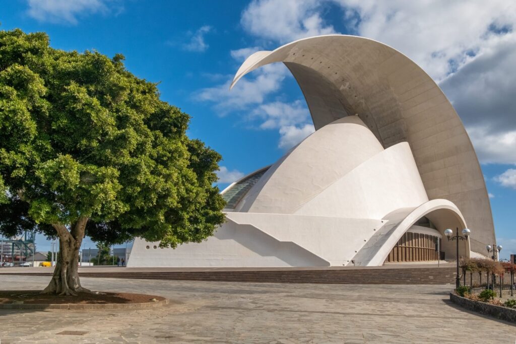 Qué ver en Tenerife: las 18 mejores cosas que hacer 30 Auditorio de Tenerife en Santa Cruz