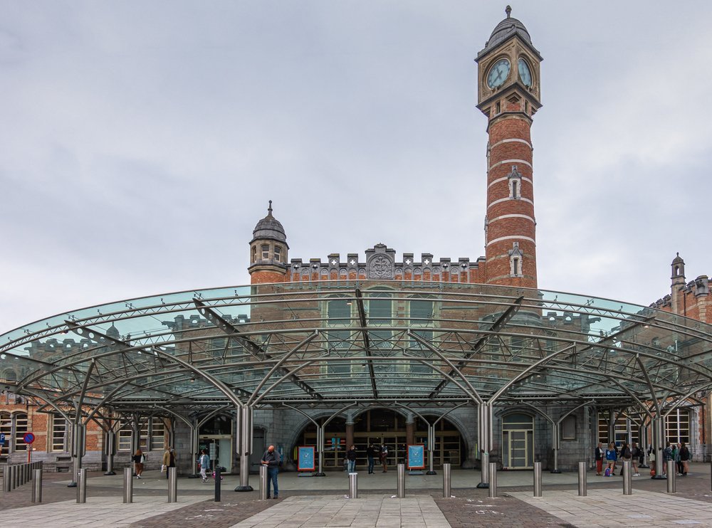Entrada principal de la estación Gent-Sint-Pieters
