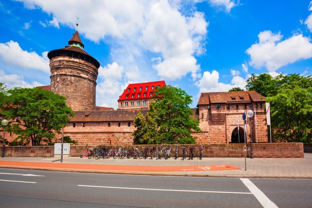 ¿Dónde alojarse en Núremberg? Las 6 mejores zonas y buenos hoteles 10 El Handwerkerhof junto a la Königstor, cerca de Hauptbahnhof en Núremberg