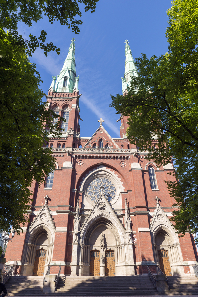 ¿Dónde alojarse en Helsinki? Las 6 mejores zonas y buenos hoteles 11 La iglesia de San Juan, en el Design District de Helsinki