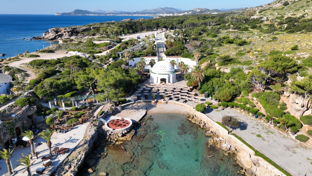 Qué ver en Rodas: las 18 mejores cosas que hacer 31 Vista aérea de los edificios art déco de Kallithea Springs en Rodas
