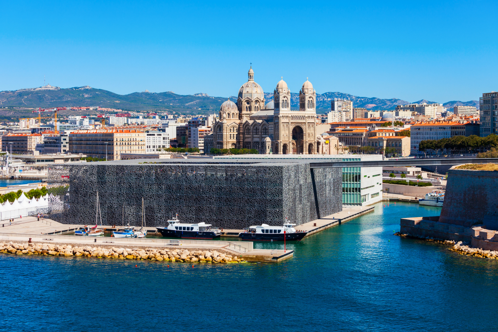 ¿Dónde alojarse en Marsella? Las 6 mejores zonas y buenos hoteles 11 El MuCEM junto al mar en Joliette, en Marsella