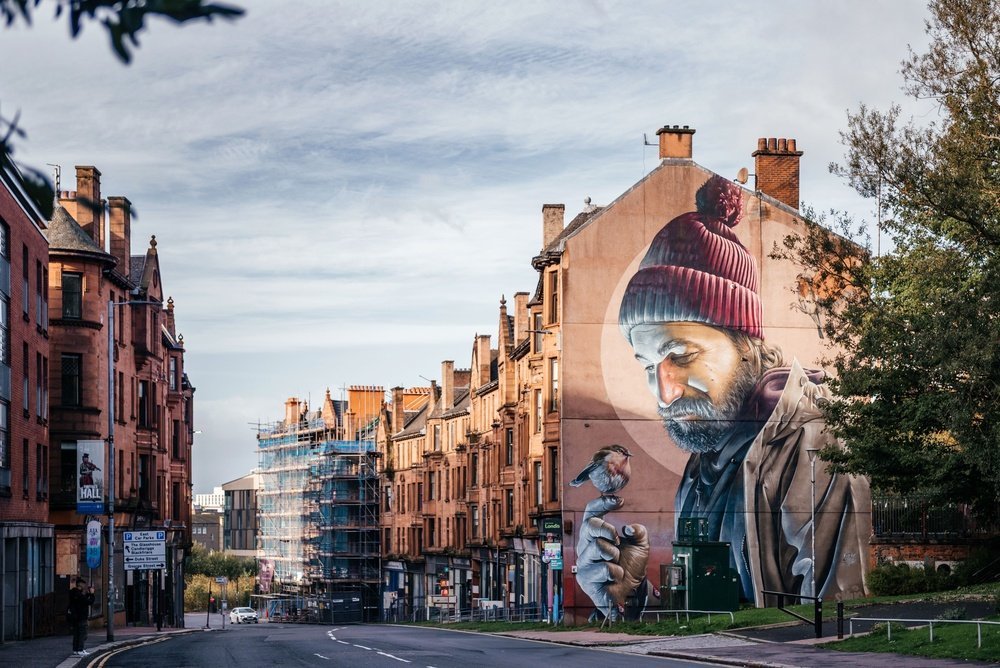 Qué ver en Glasgow - 18 cosas que hacer, y la mayoría no cuestan nada 24 El mural de San Mungo en High Street, en Glasgow