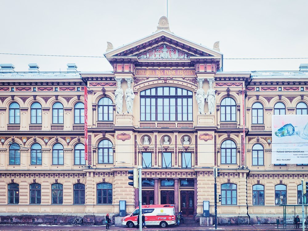 Qué ver en Helsinki - 18 mejores experiencias, de Suomenlinna a la sauna junto al mar 25 El museo de arte Ateneum en el centro de Helsinki