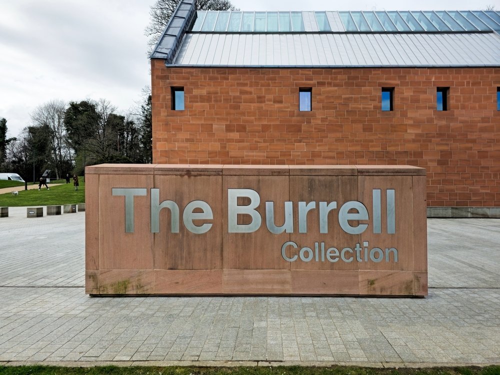 Qué ver en Glasgow - 18 cosas que hacer, y la mayoría no cuestan nada 21 El museo The Burrell Collection en Pollok Country Park, Glasgow
