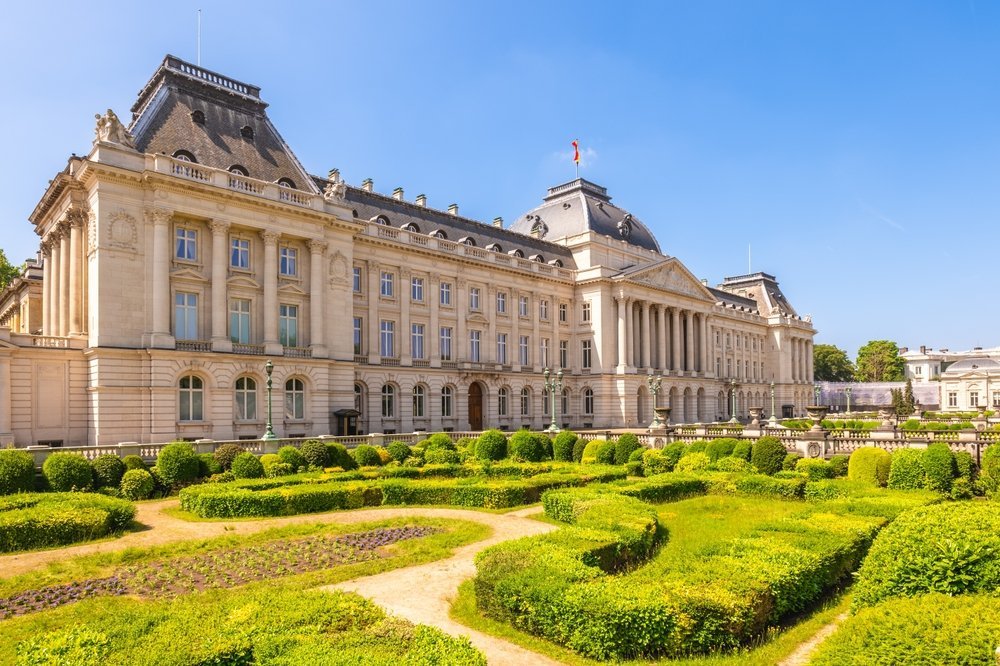 Qué ver en Bruselas: Grand Place, Atomium y la mejor cerveza y chocolate de la ciudad 26 El Palacio Real de Bruselas visto desde la Place des Palais