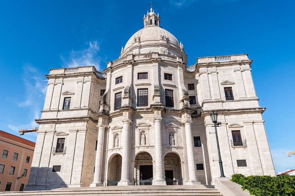 Qué ver en Lisboa: las 20 mejores cosas que hacer 28 Panteão Nacional en la iglesia de Santa Engrácia en Lisboa