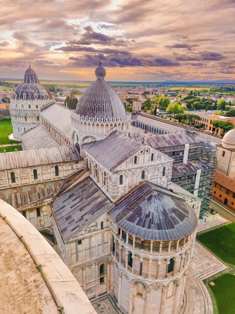 Del aeropuerto de Pisa al centro y a Florencia - guía de transporte 9 Piazza dei Miracoli en Pisa, final de la línea de autobús 1+ desde Pisa Centrale
