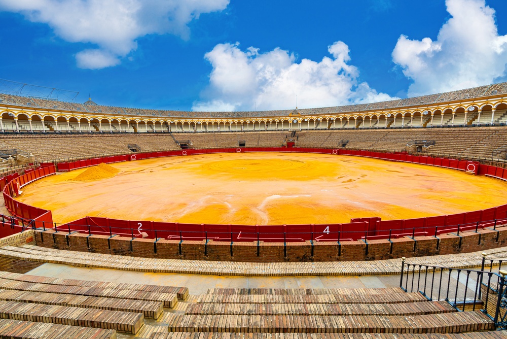 Qué ver en Sevilla: las 17 mejores cosas que hacer 32 La plaza de toros de la Real Maestranza en Sevilla