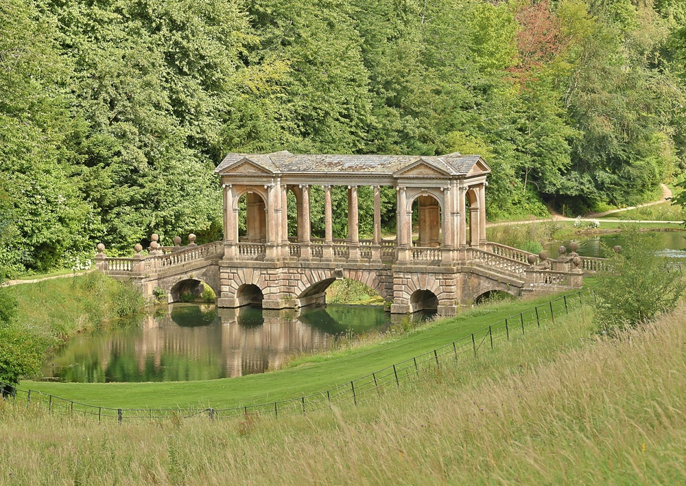 ¿Dónde alojarse en Bath? Las 6 mejores zonas y buenos hoteles 12 El puente palladiano de Prior Park Landscape Garden, en la colina sobre Widcombe, en Bath