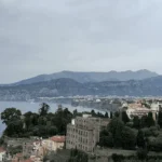 Cómo ir de Nápoles a Sorrento en tren, taxi, ferri o autobús 🍋 🇮🇹